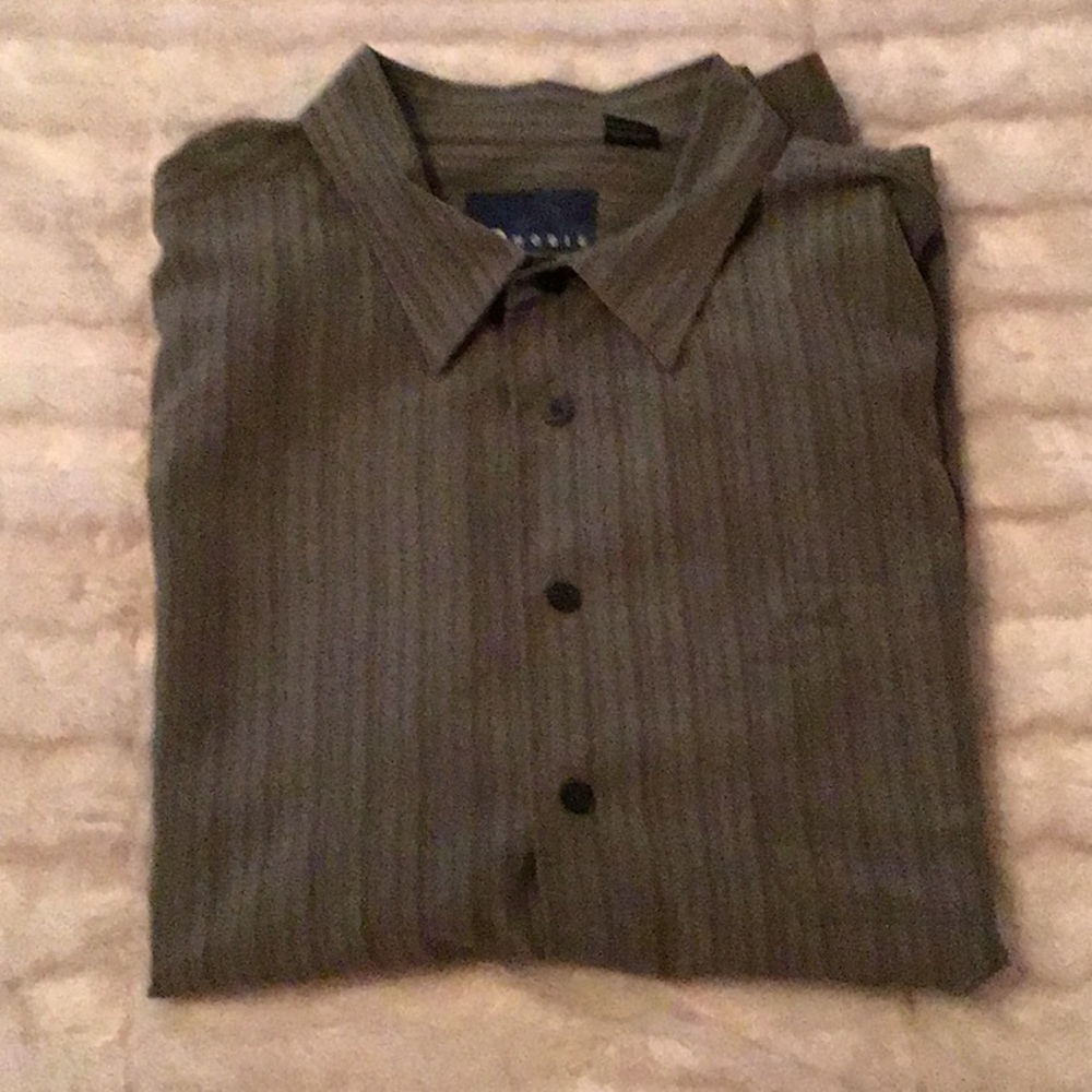 Men’s dress shirt